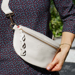 Close up of Vanilla Cream Crossbody
