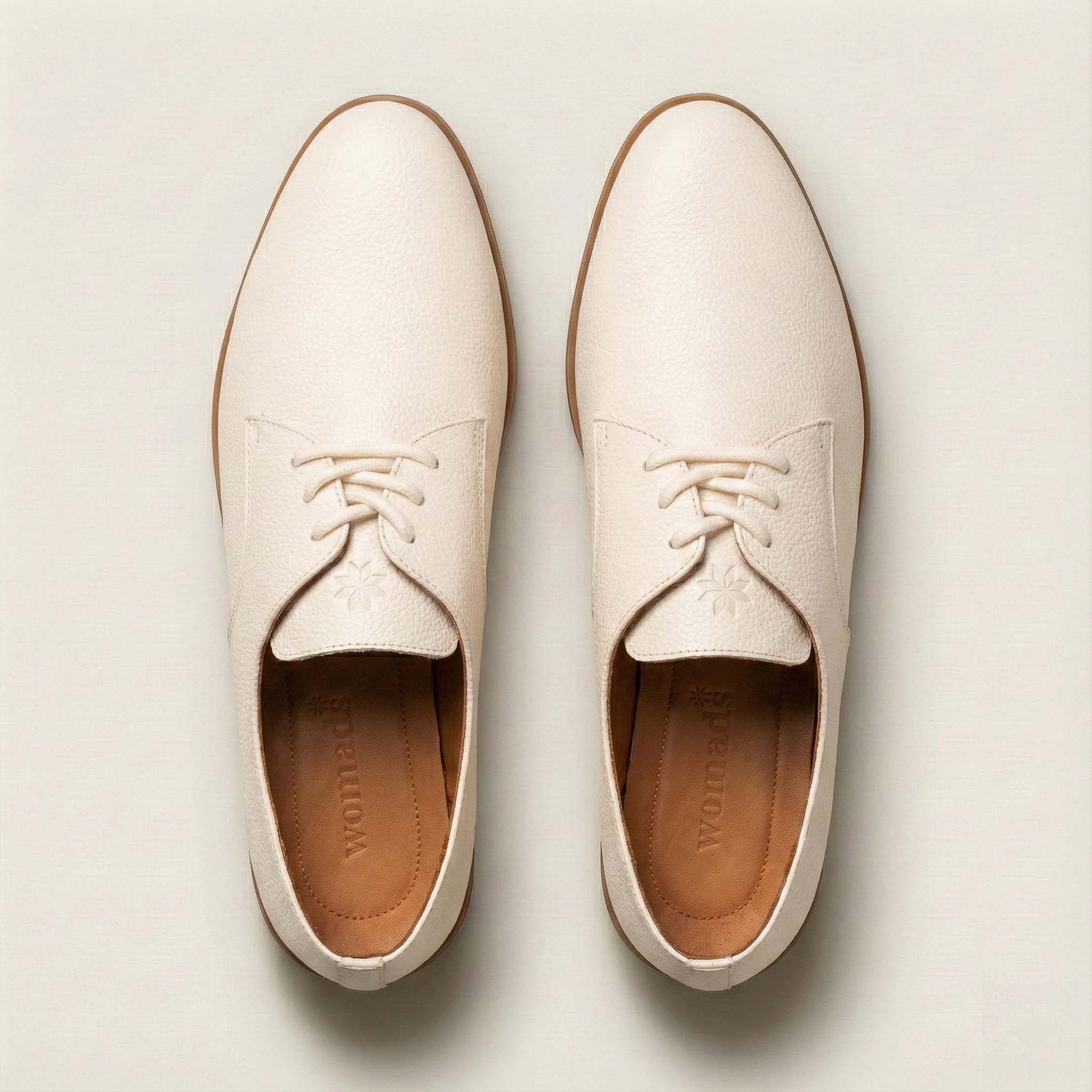 cream color dress shoes Womads Handmade Leather Oxfords - Padded Insoles - Rubber Soles - Size 7 | Women's paired with gold Ivanka Trump Style: Her Size:XL EURO dotted