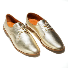 Gold Shoes Topside View